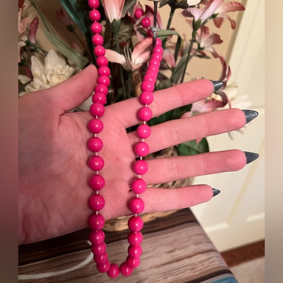 Vintage Pink Beaded Necklace - Picture 3 of 7